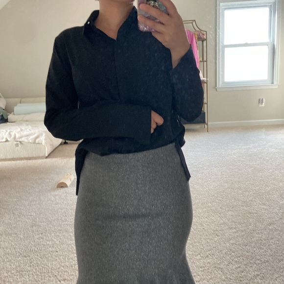 Athleta button up shirt. Fits s - Picture 8 of 12